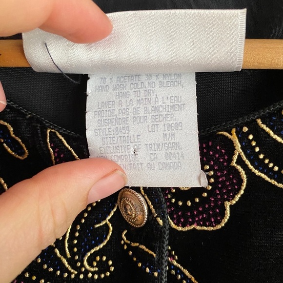 Trimmings | Vintage Velvet Bedazzled Button Blazer w/ Shoulder Pads - Picture 6 of 7